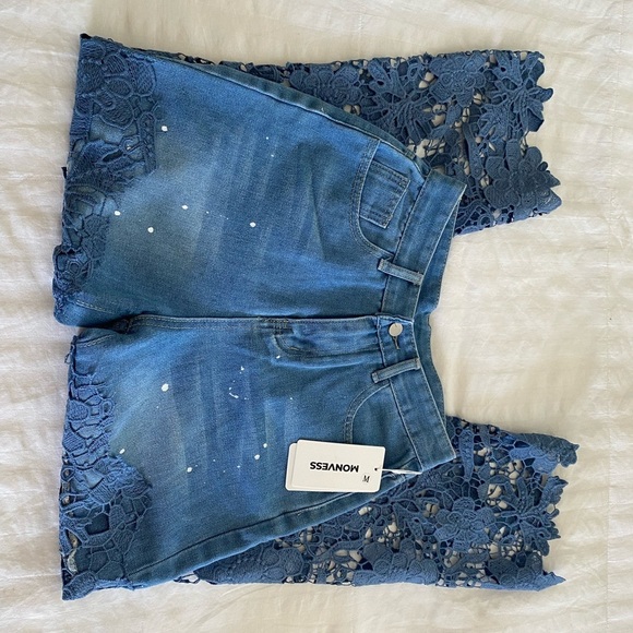 ✨ Monvess Denim Lace Overlay Jeans – Size M ✨ - Picture 3 of 9